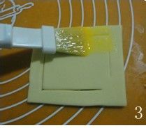 超级无敌美味--果酱千层酥（超详细的制作过程）