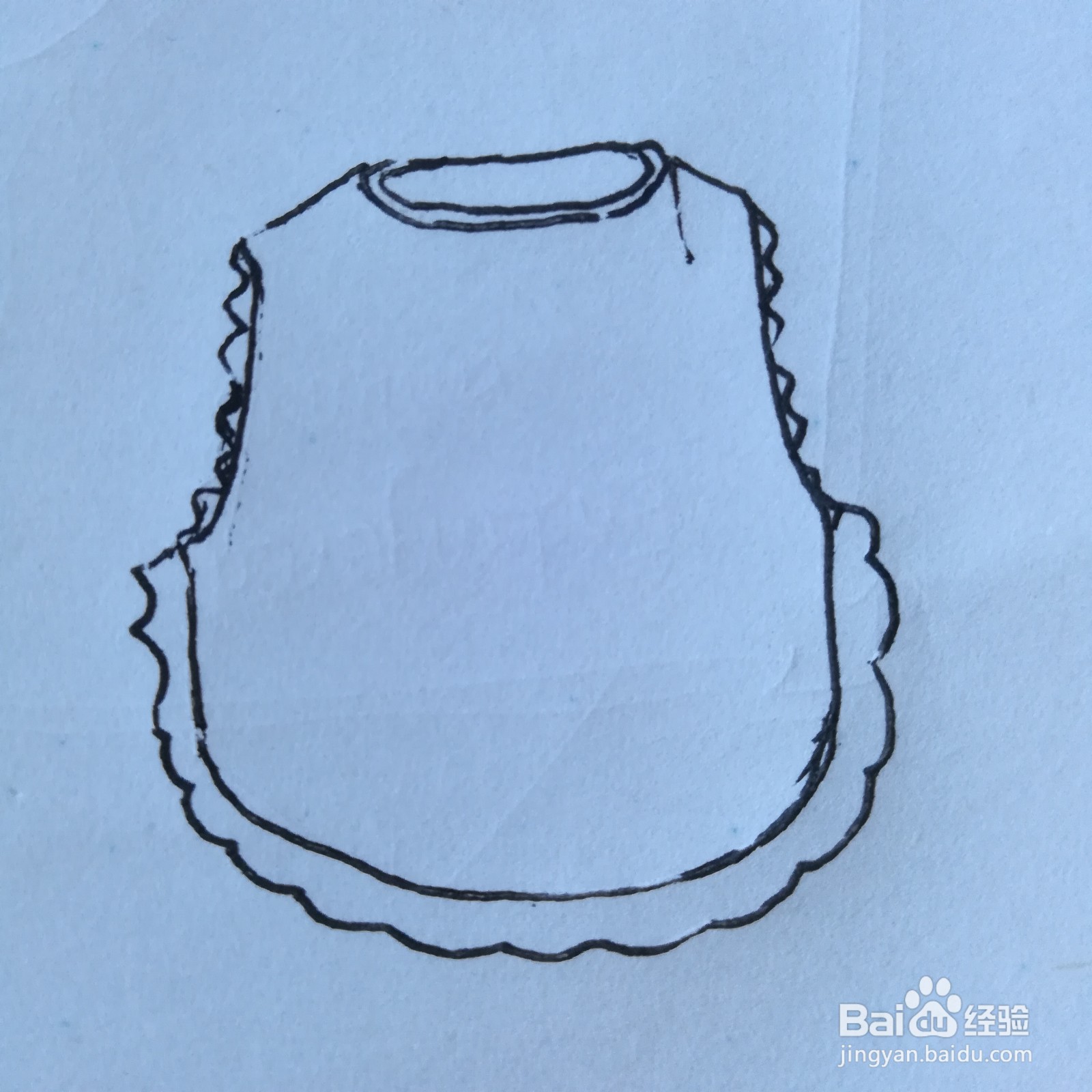 怎么画幼儿围兜简笔画