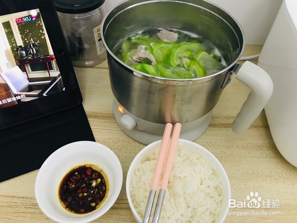 一人吃饭の苦瓜肉片汤