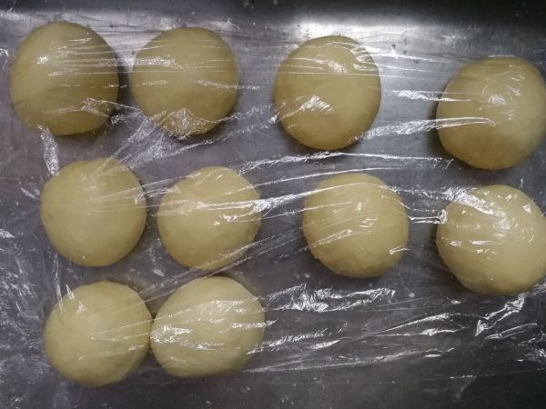 脆底蜂蜜小面包