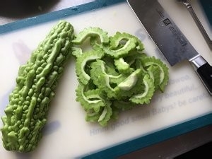 养生食补蜂蜜苦瓜的做法