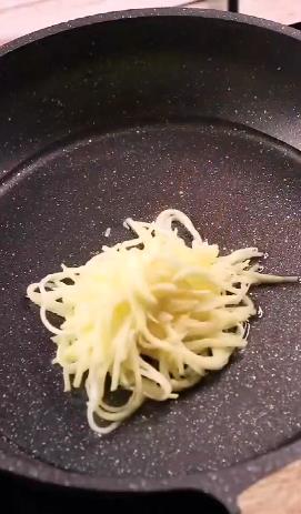 土豆丝饼怎么做