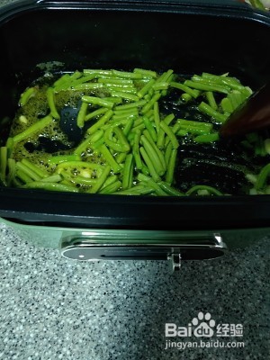 素炒豇豆的做法