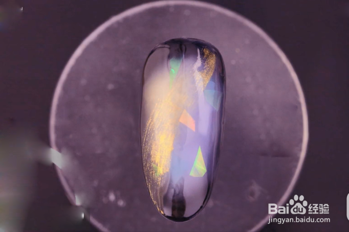 怎样做晕染星云指甲？