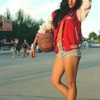 女生怎样打好篮球以及女生打篮球的益处