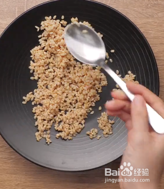 排骨蒸糯米饭的做法