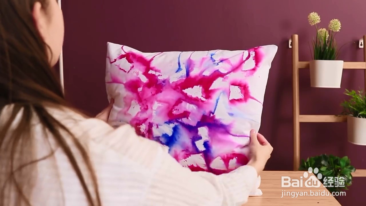 教你一个妙招，让白色的枕头特别好看