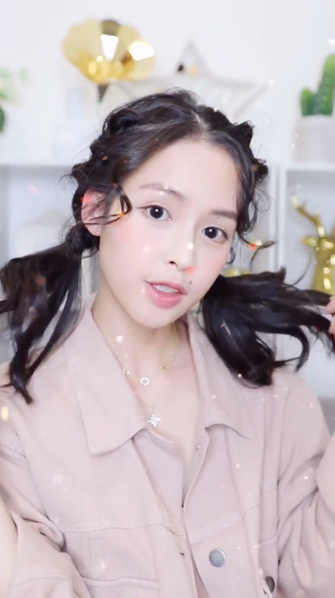 如何扎俏皮双马尾