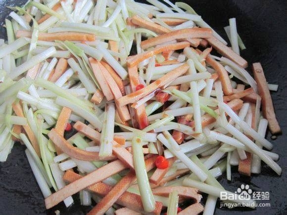 蚝油韭黄炒香干