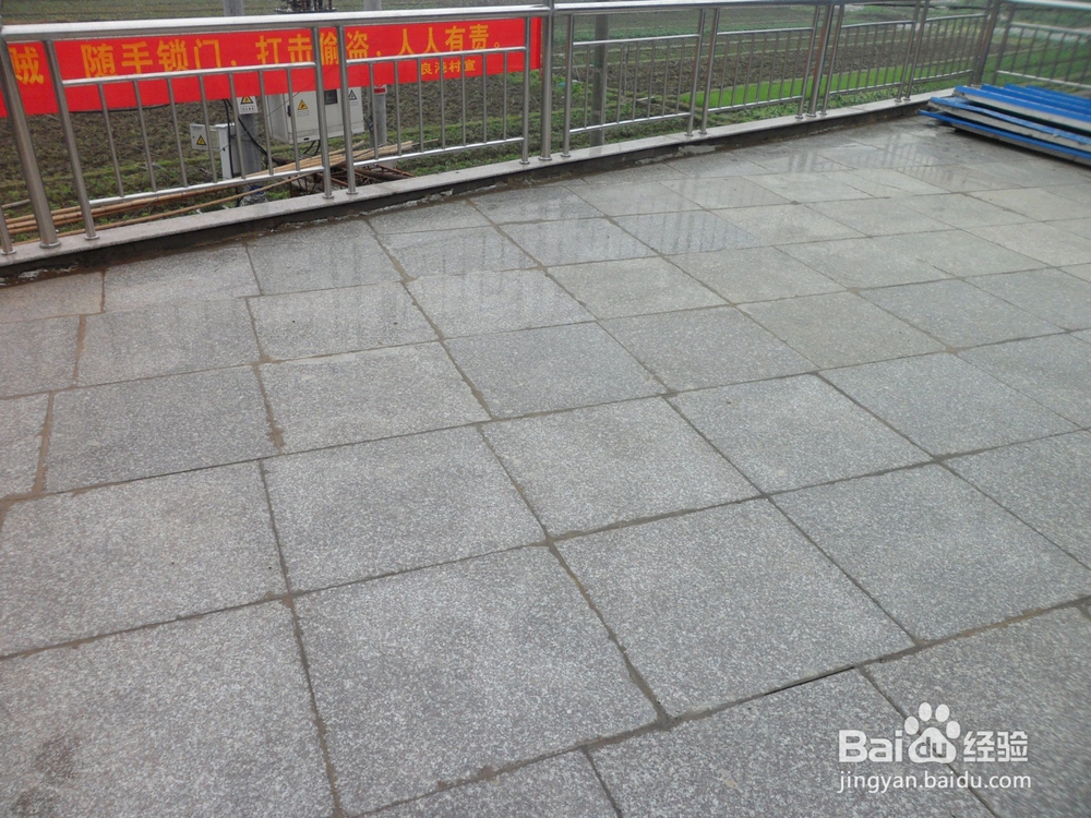 老房子露天阳台漏水怎么补漏