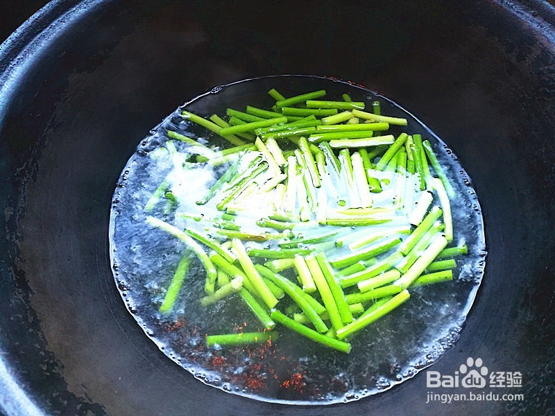 怎么做好吃又营养的牛肉蒜苔