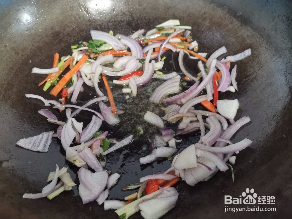 洋葱丝炒土豆片