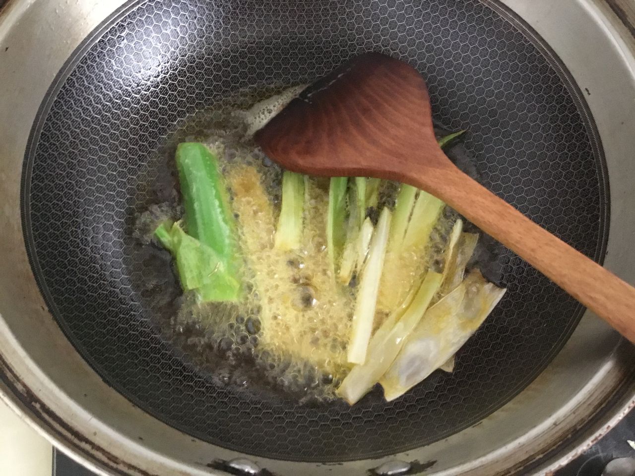 能拌面、下饭、夹馒头的万能香菇酱