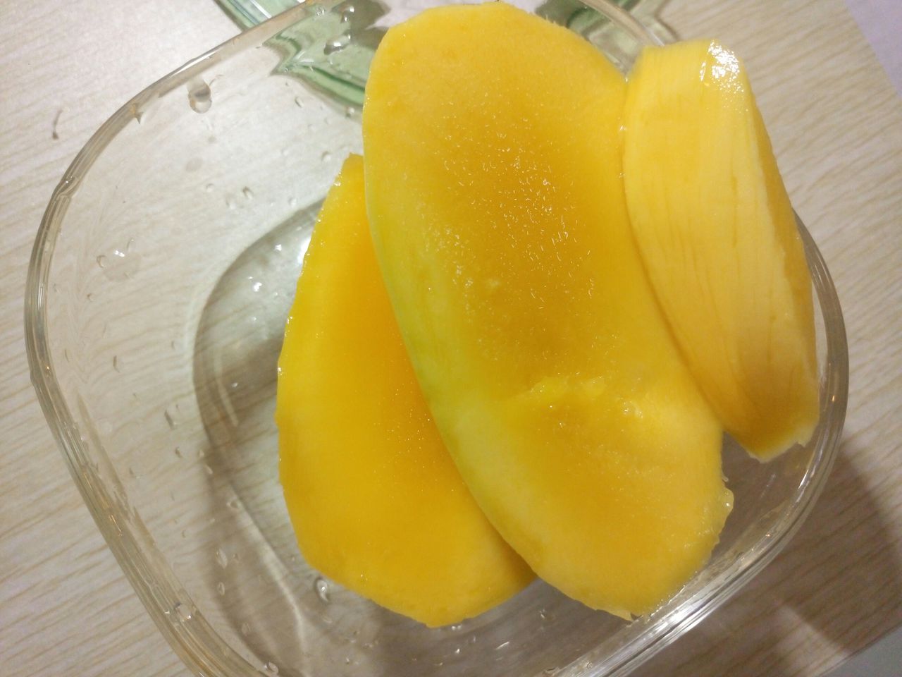 缤纷爱心水果酸奶沙拉，炎炎的夏日来一个！