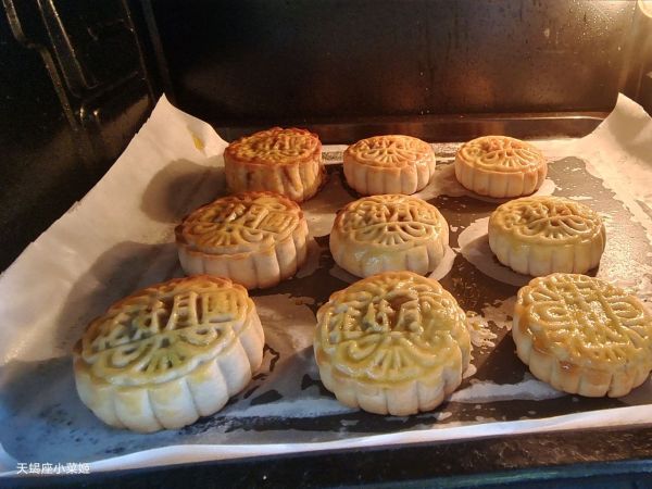 花好月圆广式月饼