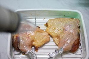 蜜汁烤鸭腿做法