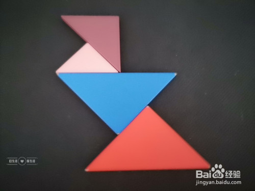 儿童益智七巧板 如何用七巧板拼一只鸽子(3)