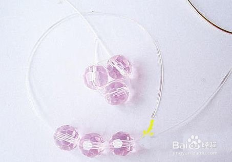 清新漂亮的手工串珠耳环手工制作方法