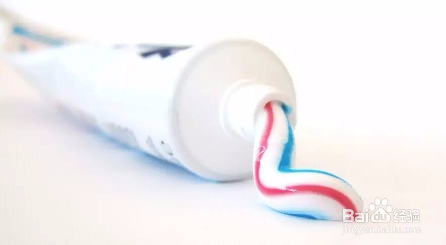 牙膏妙用你知不知