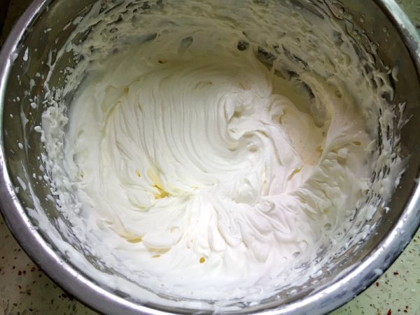 巧克力淋面蛋糕