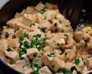 葱焖豆腐的做法详细教程（精品）