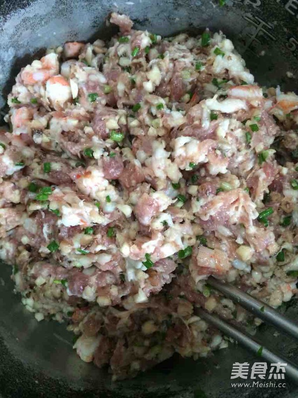 猪肉香菇虾仁水饺