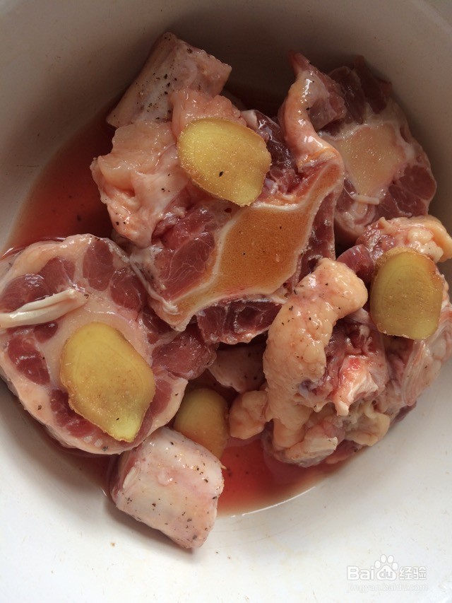 牛尾杂蔬汤的做法