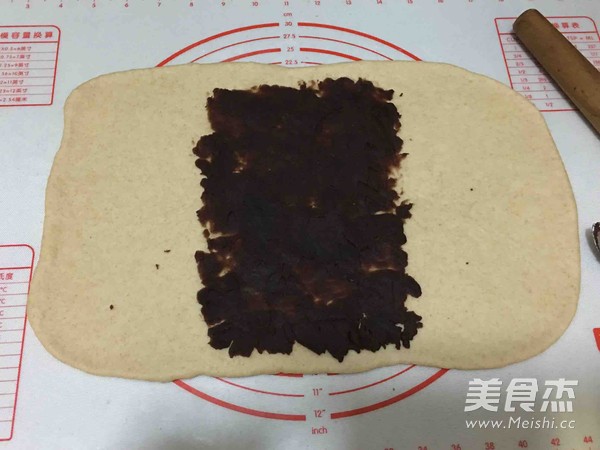 豆沙辫子面包
