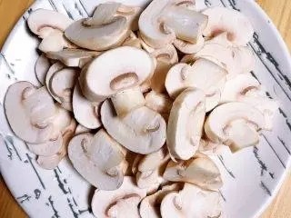 白菜炒口蘑
