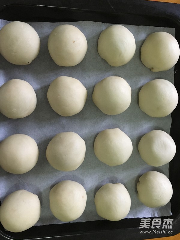 蛋黄酥的家常做法