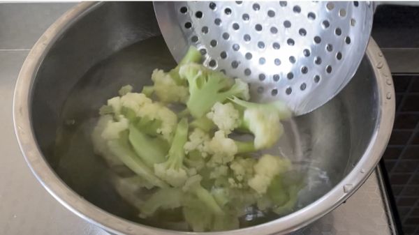 樱桃萝卜拌花菜