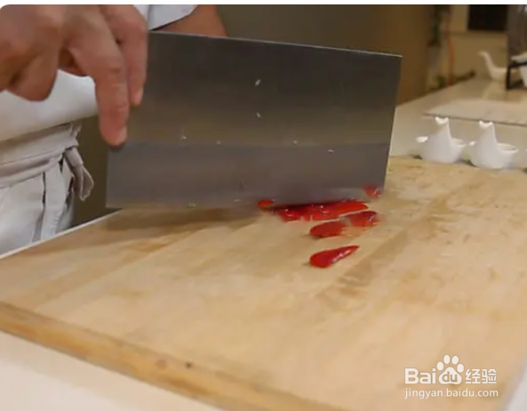 芹菜拌腐竹的做法