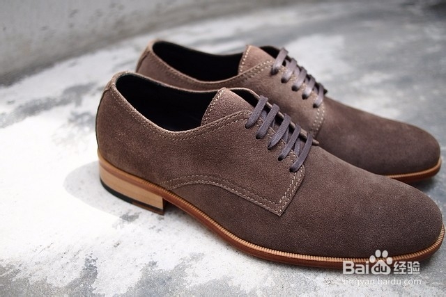 男士正装怎么搭配皮鞋?