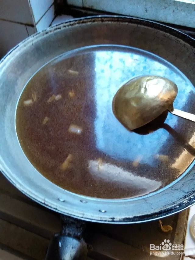 家常芹菜叶肉丝面