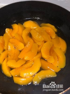 冰镇黄桃的做法
