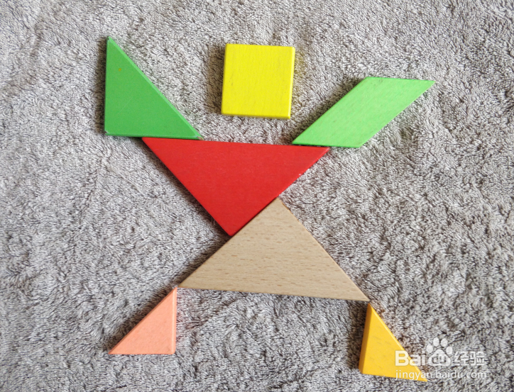 用七巧板怎么拼一个伸展运动的体育老师呢？