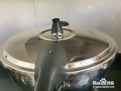 红烧鸡爪的做法