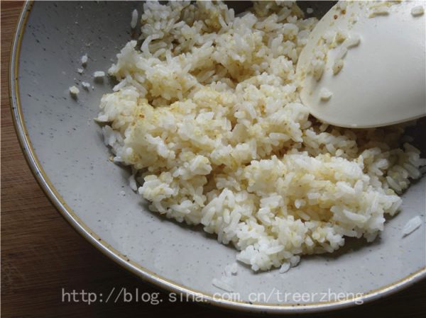 黄金胚芽蟹味饭团