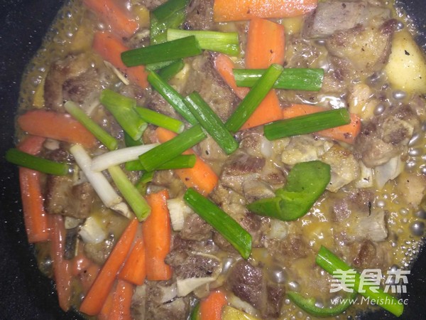 橙汁烧排骨的做法