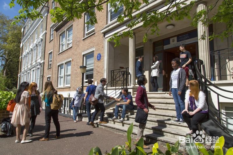 为什么去伦敦里士满美国国际大学读书？