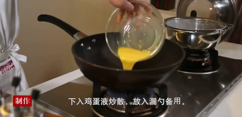 如何炒美味的蛋炒饭？