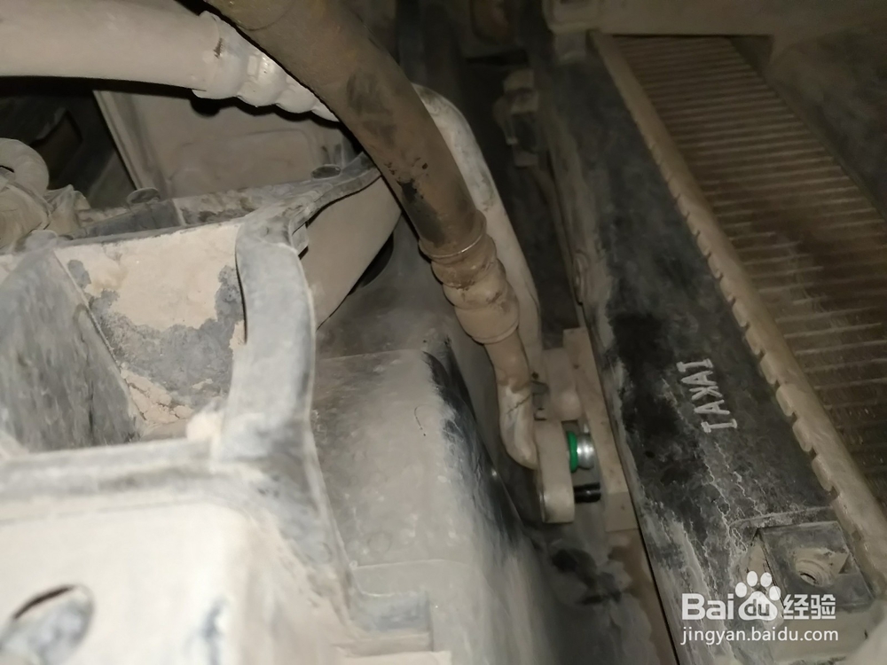 如何处理全新胜达空调不制冷