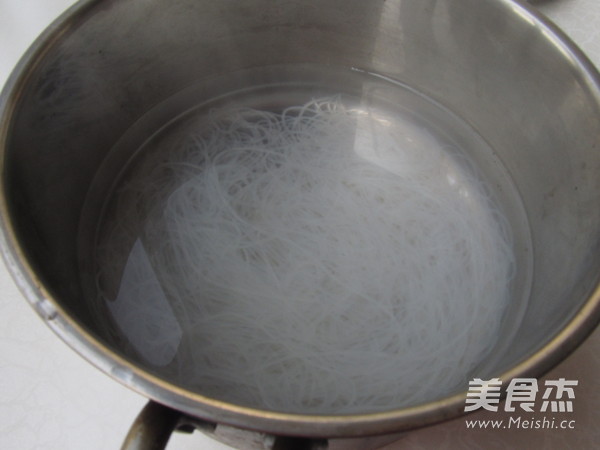 蚂蚁上树的做法