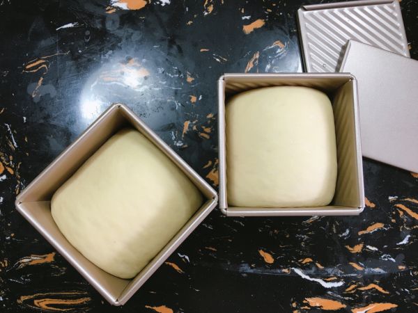 中种淡奶油方形吐司