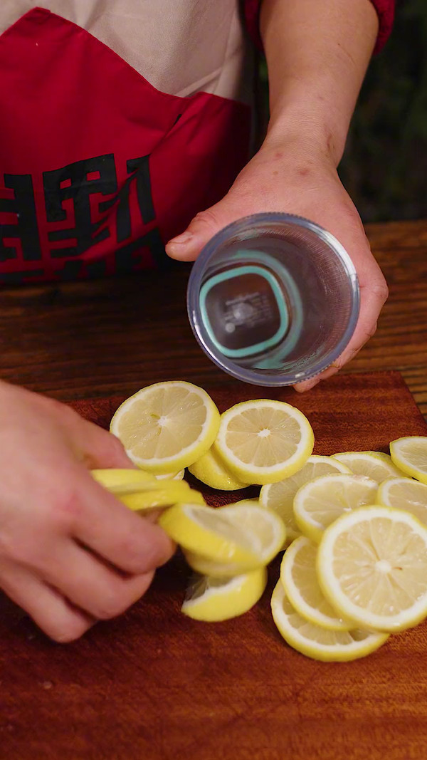 柠檬酸辣无骨凤爪