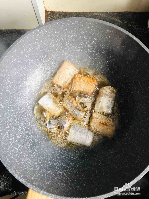 美味红烧带鱼豆腐