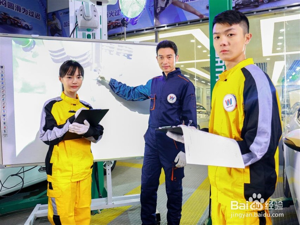 成都技工学校学汽修学费多少