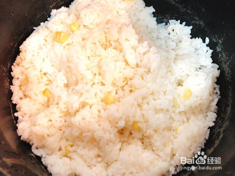 鸭蛋黄寿司的做法