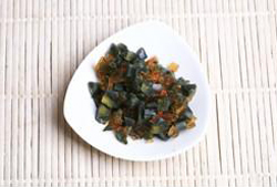 袋鼠妈妈皮蛋豆腐的做法