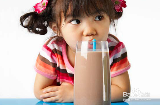 怎么样让孩子养成喝水的好习惯